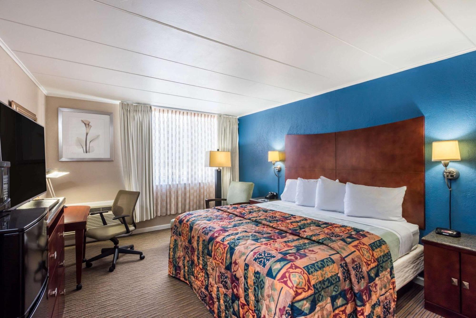 Travelodge By Wyndham Aberdeen Esterno foto